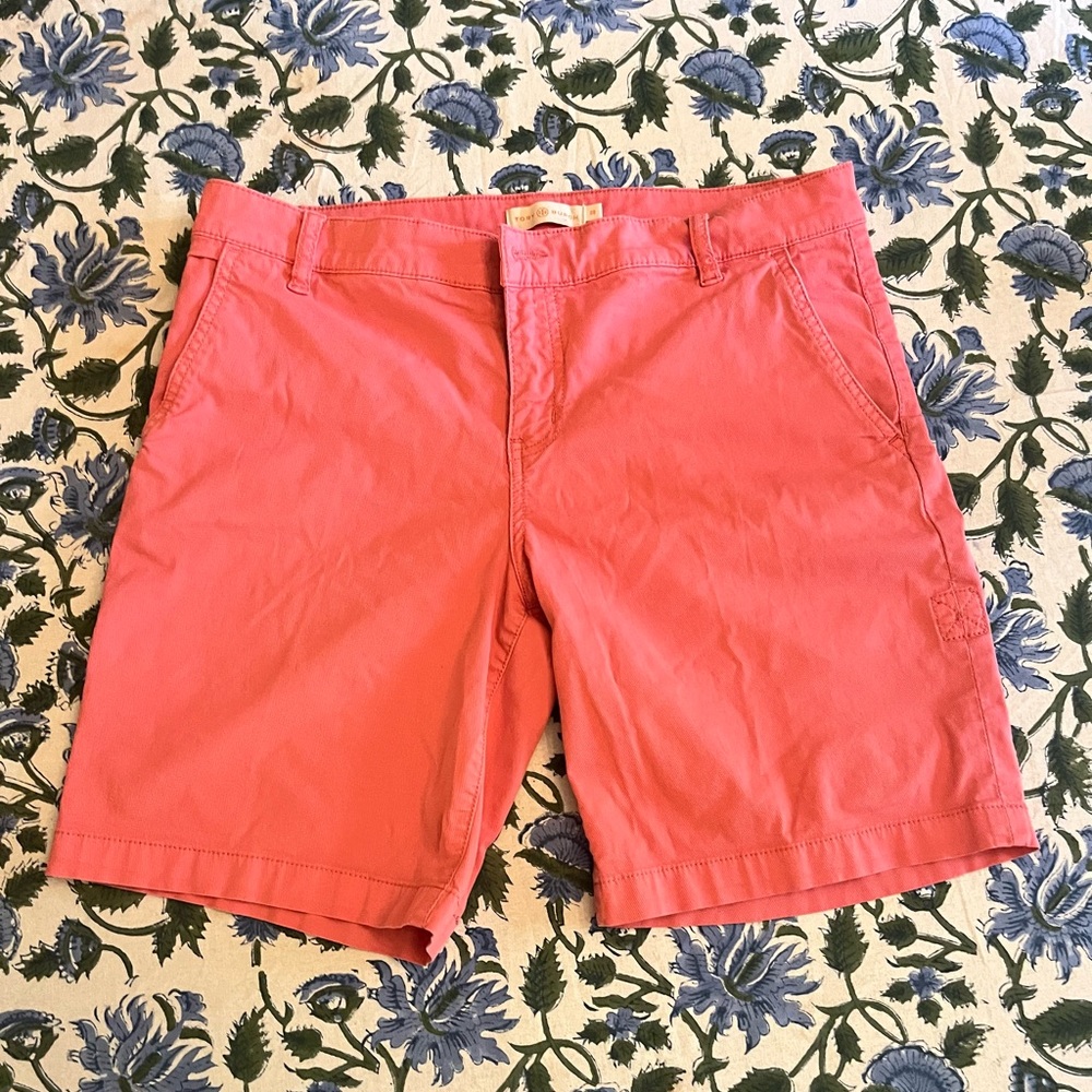 TORY BURCH Coral Women's Casual Cotton Shorts - Classic Style